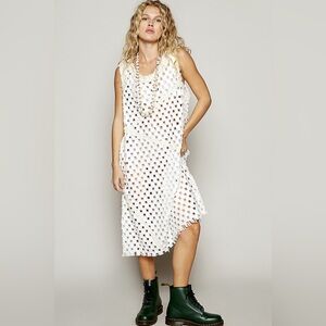 POL White Sleeveless Dress